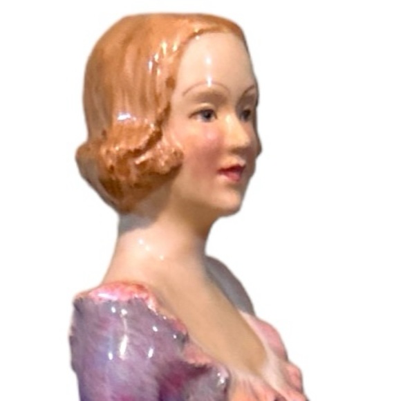 Vintage Special Edition, Hand Made Paragon Porcelain Figurine "Victoria" - Picture 13 of 16
